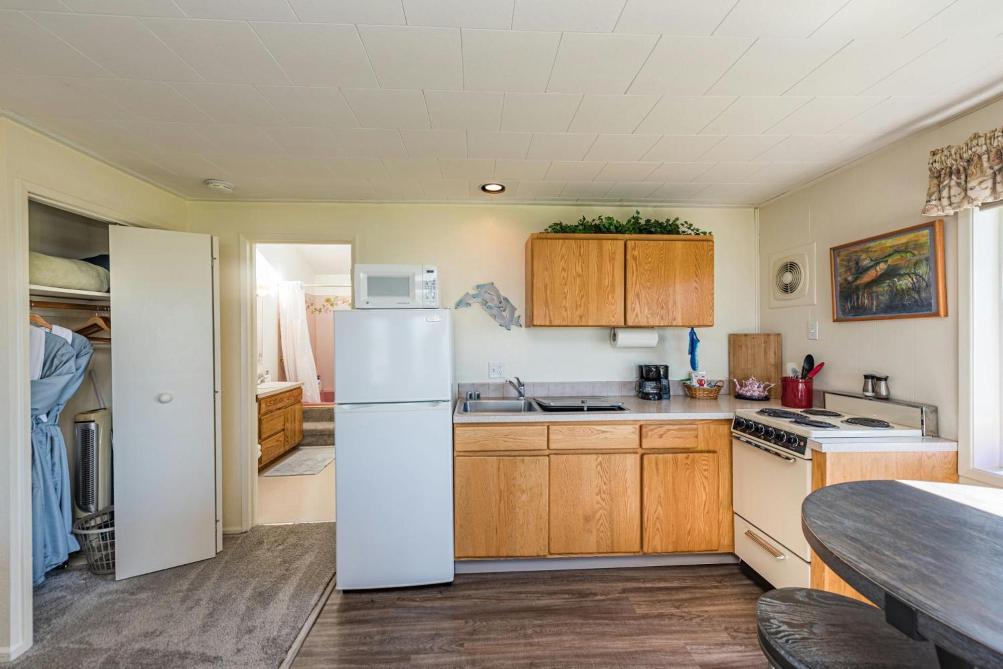 Juan De Fuca Waterfront Hotel & Cottages Sequim Exterior foto